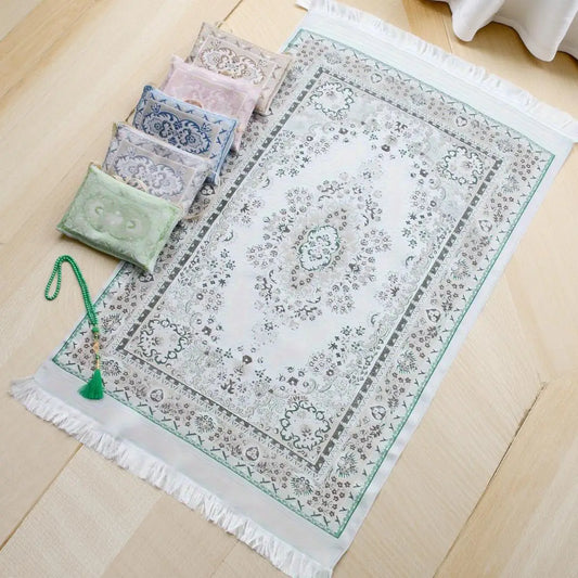 Voici toutes les variantes du Coffret tapis de priere | Broderies