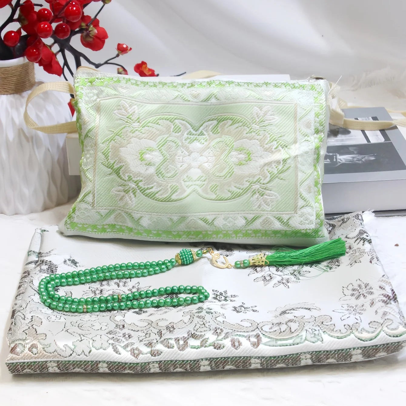 Coffret tapis de priere | Broderies vert