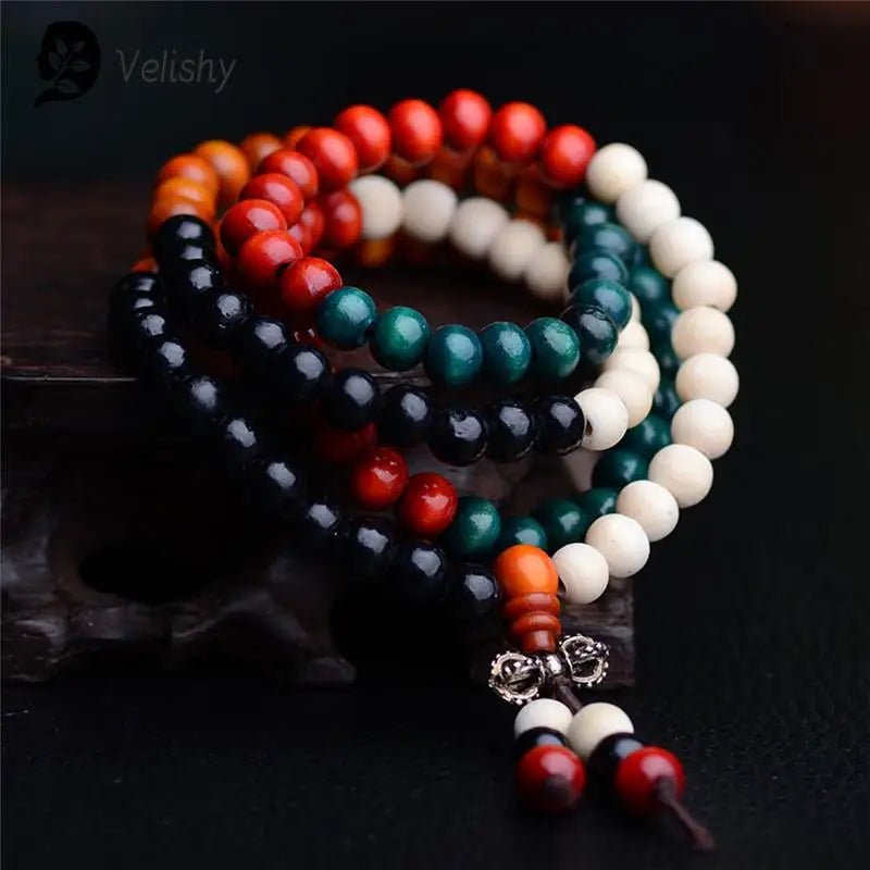 Chaque perle représente une étape dans votre voyage spirituel, vous permettant de vous concentrer pleinement sur la signification de vos prières plutôt que sur leur décompte grâce au Tasbih - 108 Perles