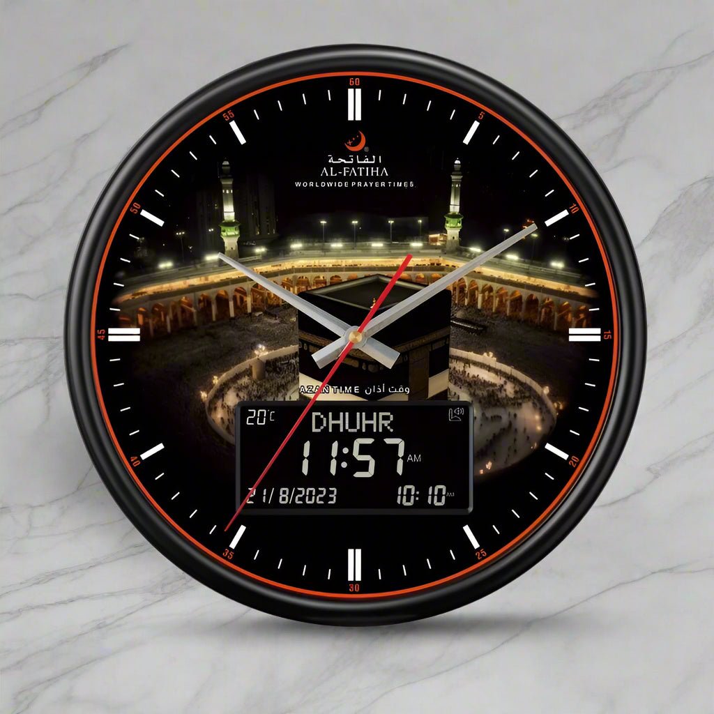 L'horloge adhan murale s’intègre aussi bien dans une chambre, un salon ou un bureau, en apportant une touche d’élégance et de sérénité à votre chez-vous. 